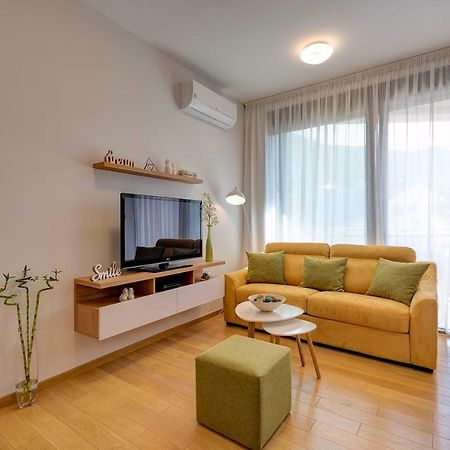 Ferienwohnung Sunray Tivat Exterior foto
