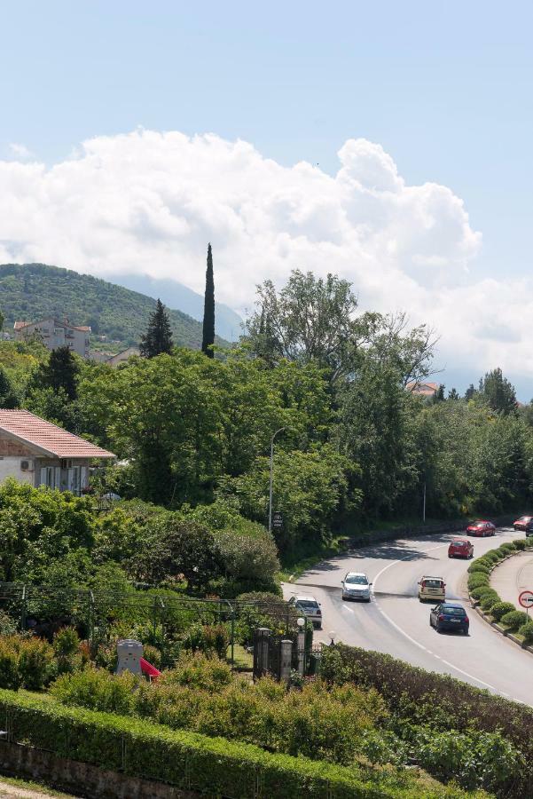 Ferienwohnung Sunray Tivat Exterior foto