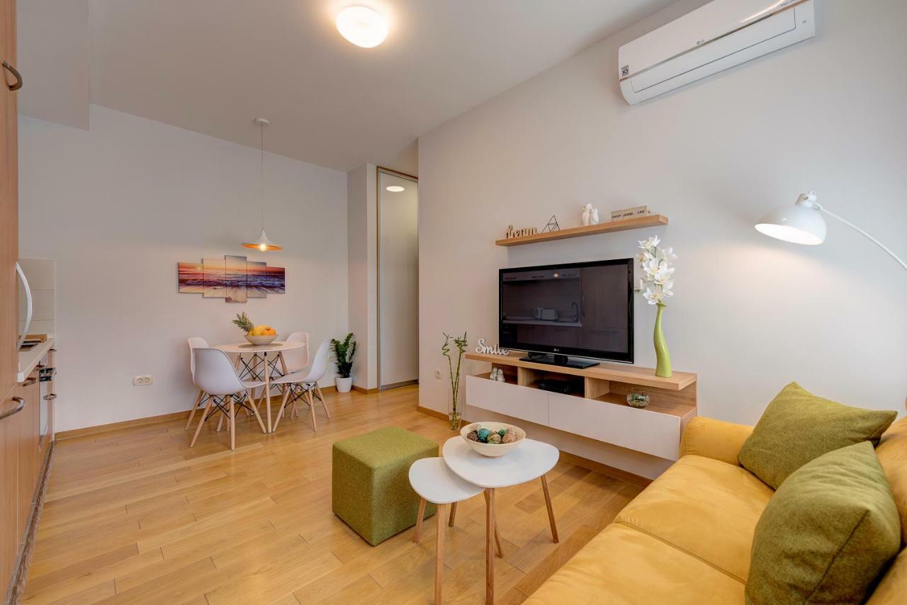 Ferienwohnung Sunray Tivat Exterior foto