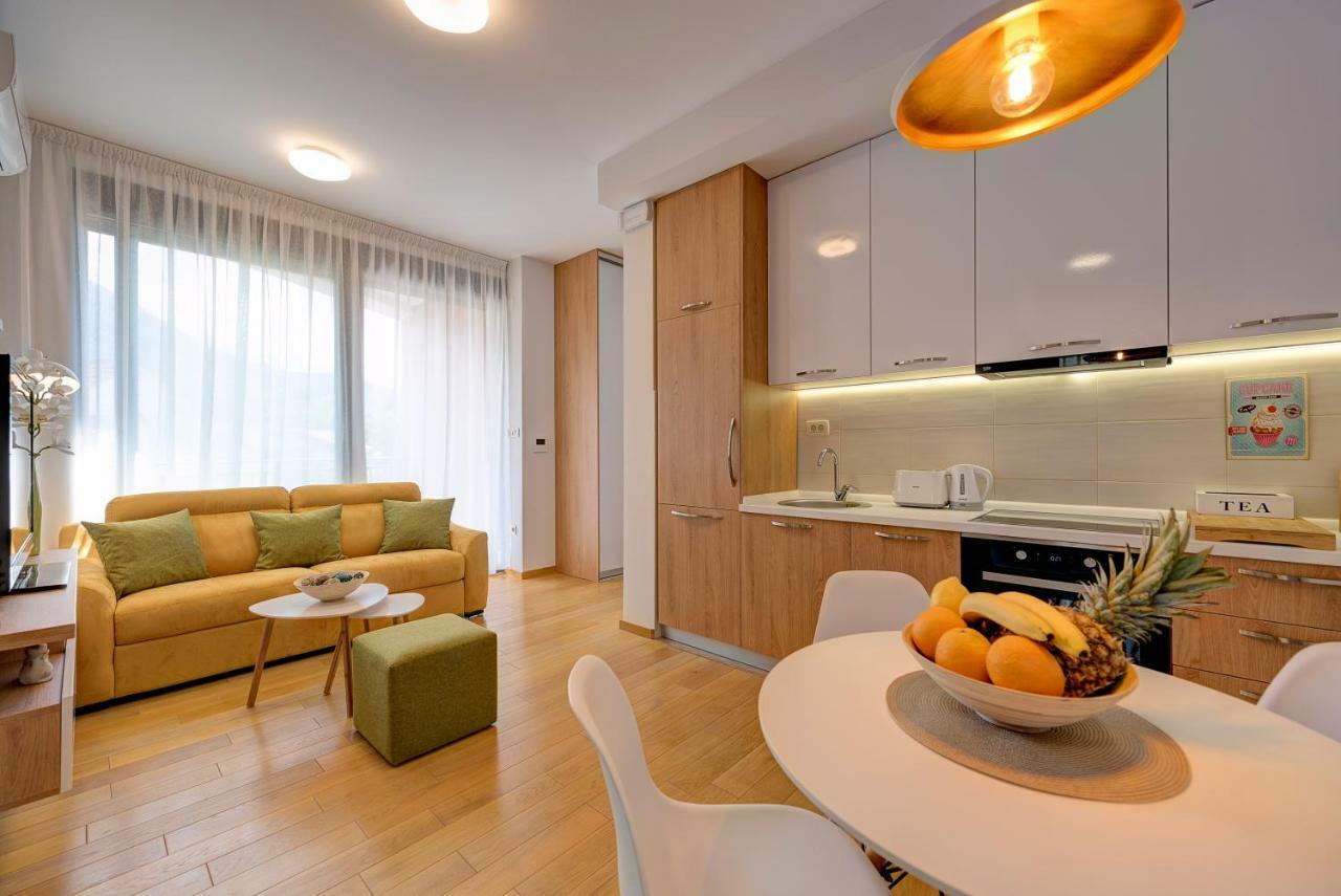 Ferienwohnung Sunray Tivat Exterior foto